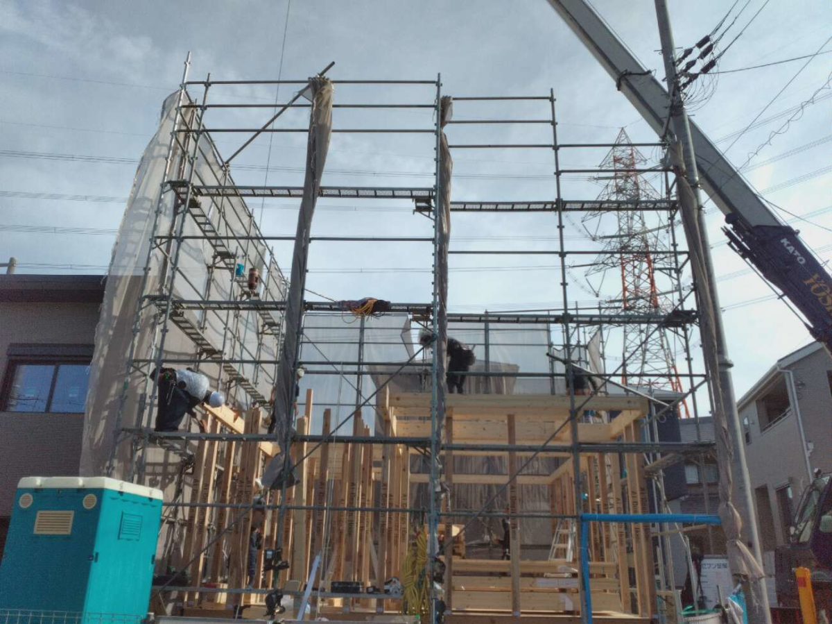 アイデザインホームの現場リポート 大阪府の注文住宅 枚方市の注文住宅
上棟の様子