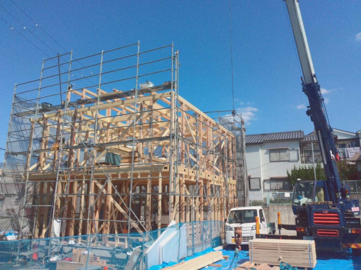 アイデザインホームの現場リポート
大阪の注文住宅
大阪府堺市での上棟の様子