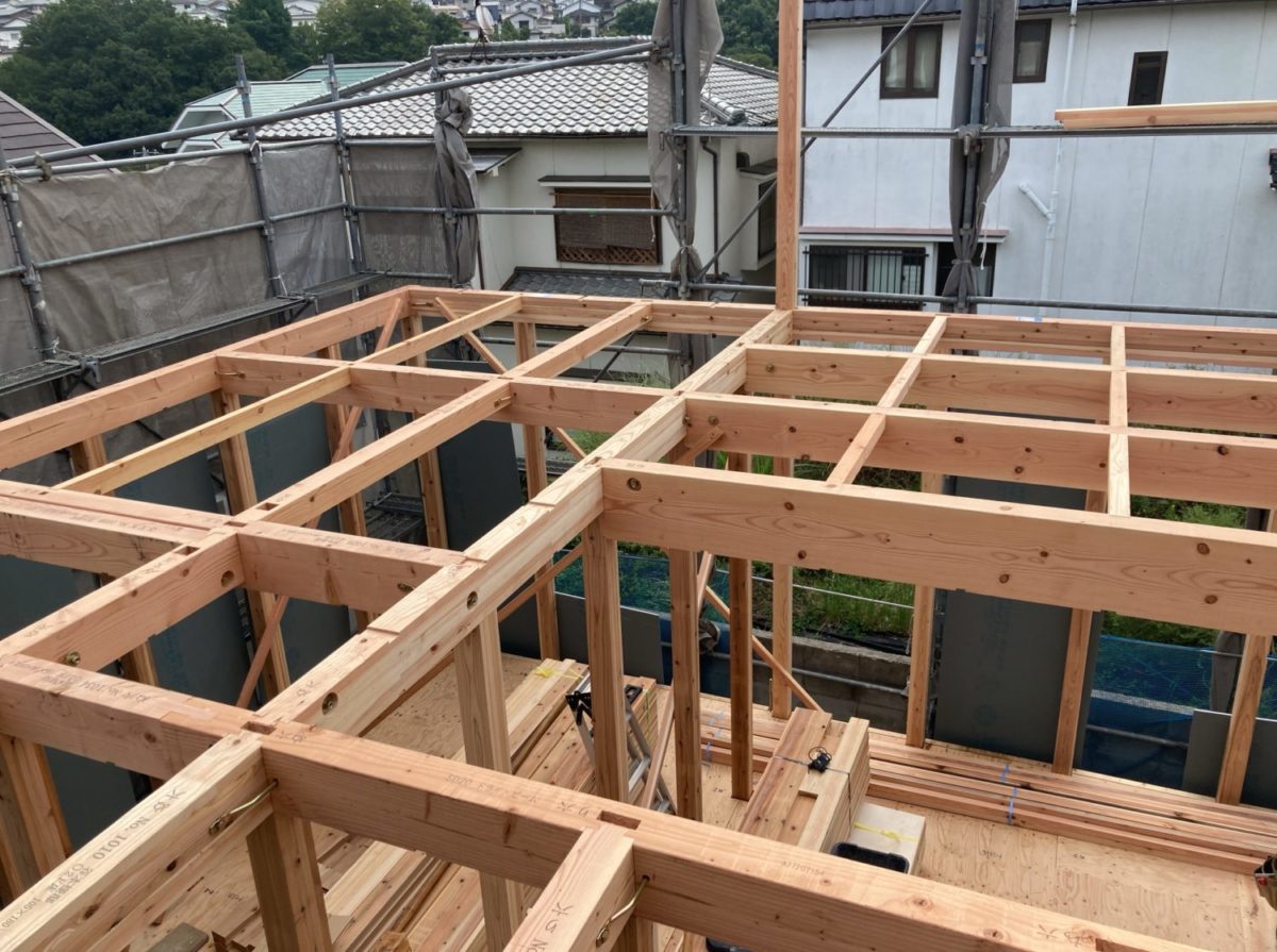 アイデザインホームの現場リポート　広島県の注文住宅　呉市の注文住宅　上棟の様子