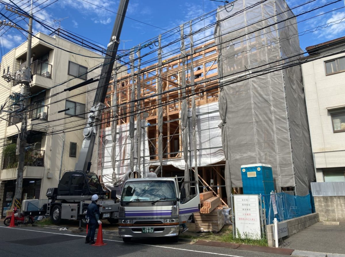 アイデザインホームの現場リポート 広島の注文住宅 広島市南区の注文住宅 上棟の様子 3F建ての注文住宅