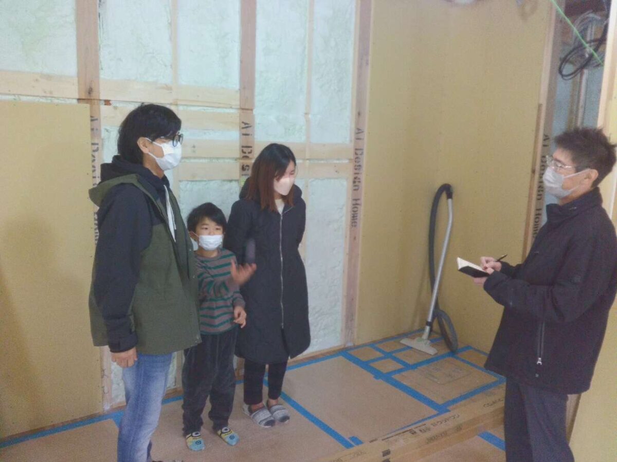 大阪で注文住宅ならアイデザインホーム　大阪府四条畷市北出町N様邸上棟立会い