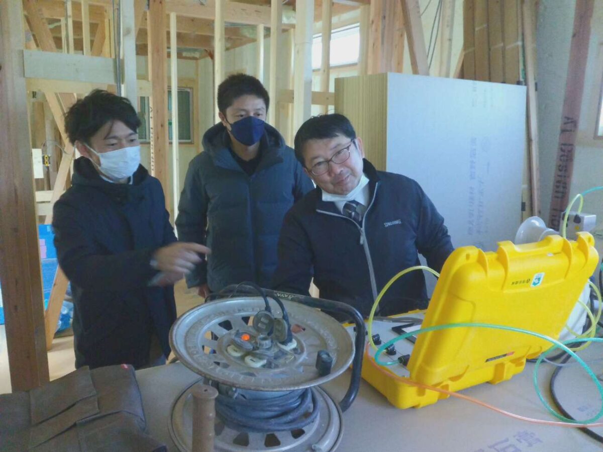 大阪で注文住宅ならアイデザインホーム 大阪府松原市三宅中で気密測定を行いました