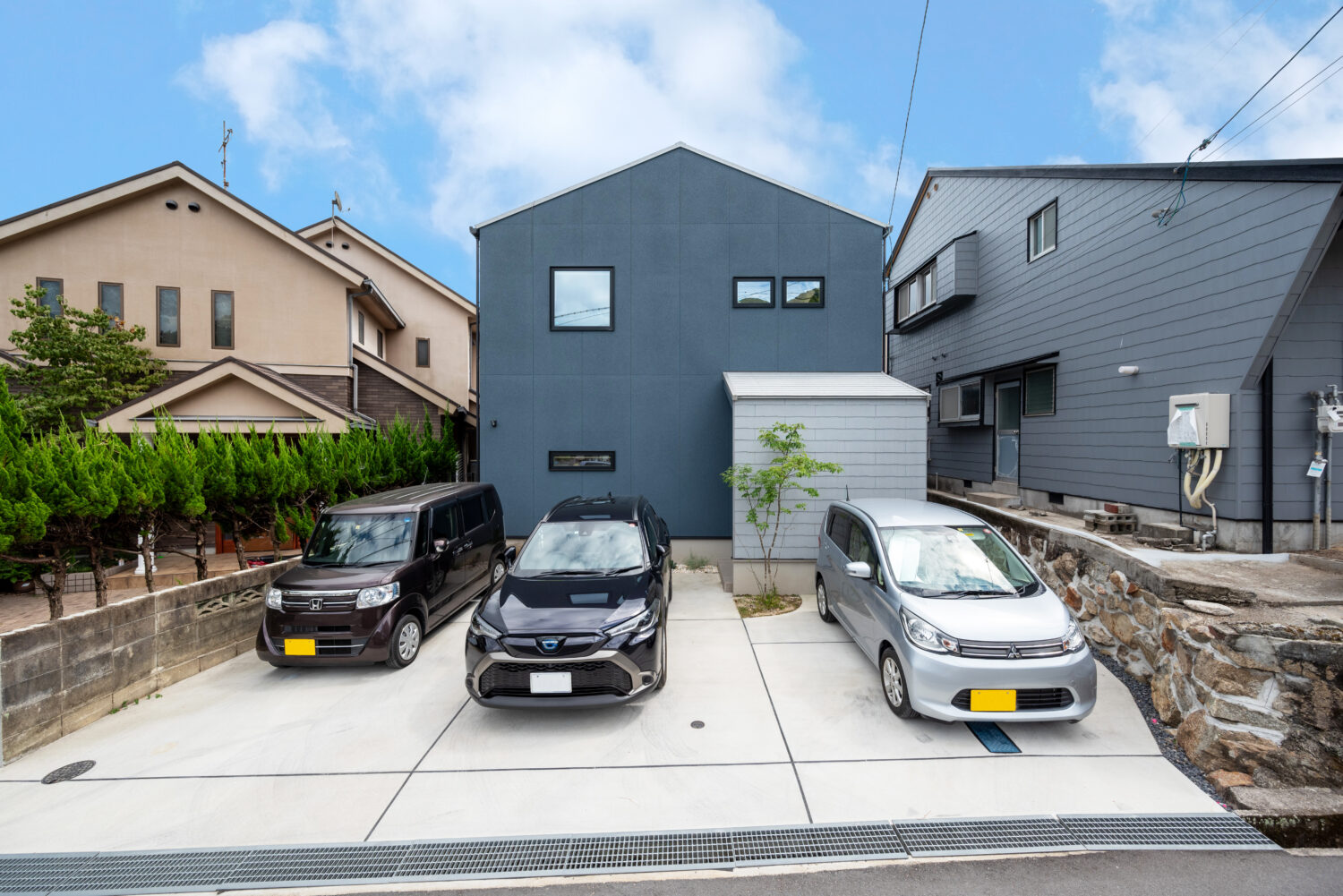 広島の注文住宅アイデザインホーム　ブルーグレーの外観