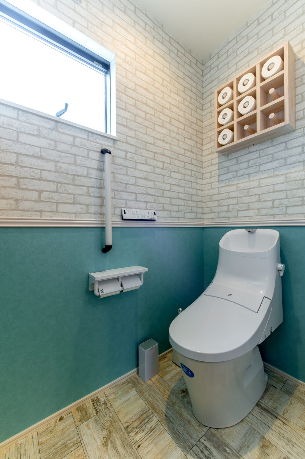 広島・福山の注文住宅はアイデザインホーム
2階のトイレはいる？いらない？ メリット・デメリットを解説
