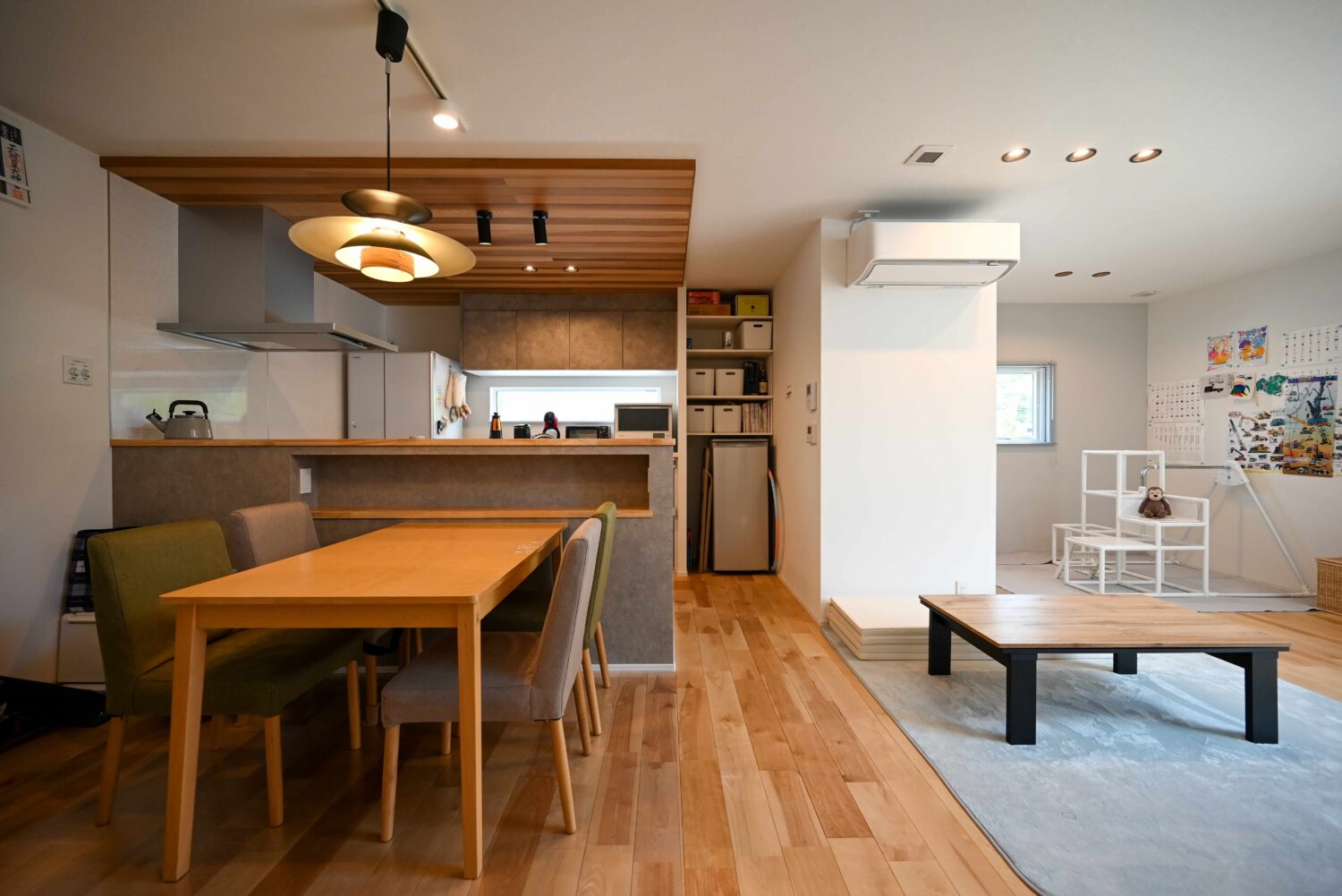 広島で注文住宅ならアイデザインホーム｜ダイニングルームとパントリーの収納アイデアを紹介