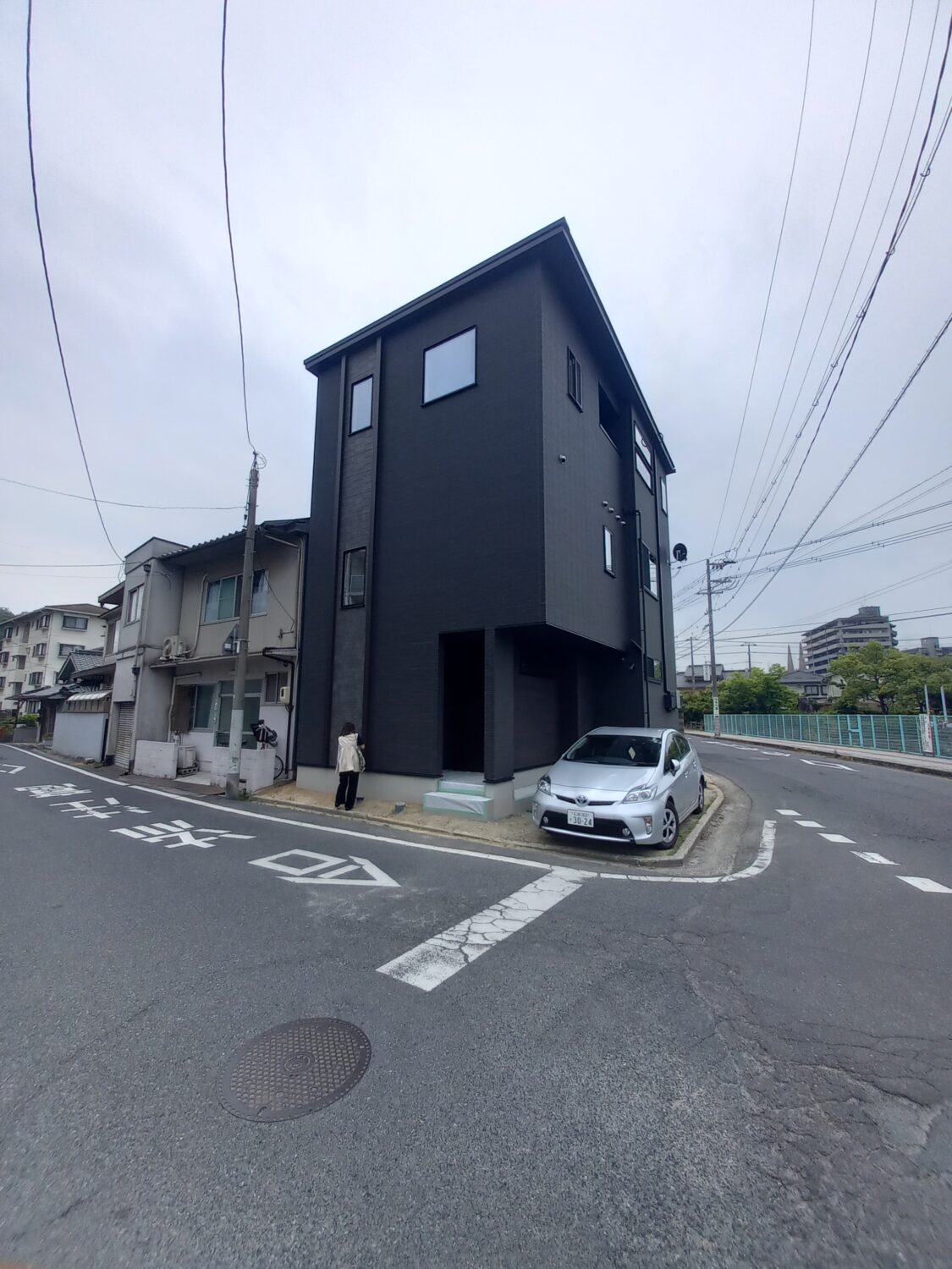 広島・岡山・山口の注文住宅はアイデザインホーム
現場リポート
福山市丸之内にて完成した現場の社内検査