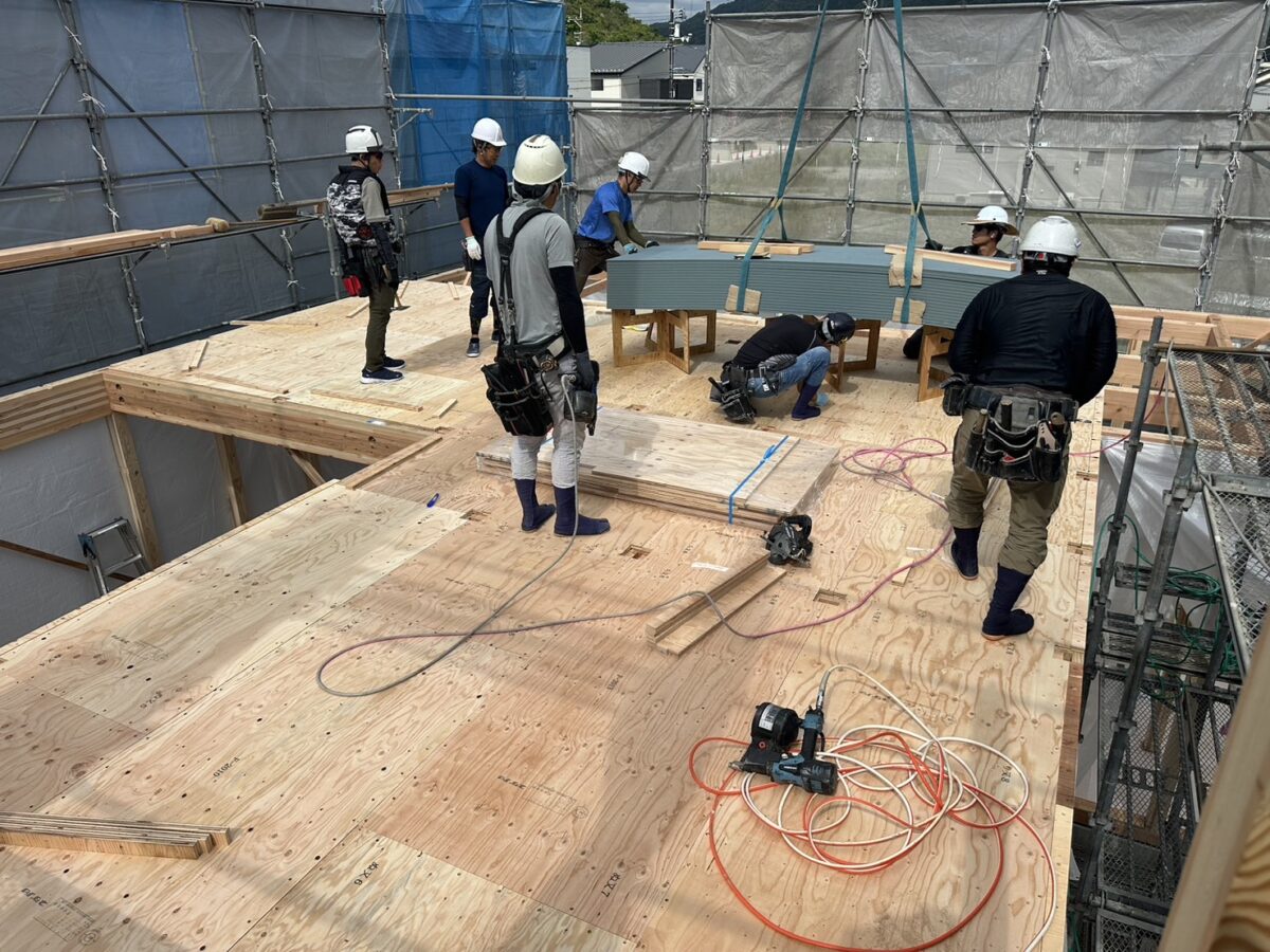 広島で注文住宅なたアイデザインホーム 広島市佐伯区石内北で上棟