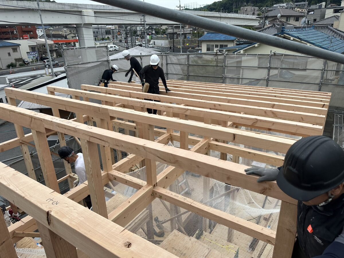 広島・岡山・山口の注文住宅はアイデザインホーム
現場リポート
上棟