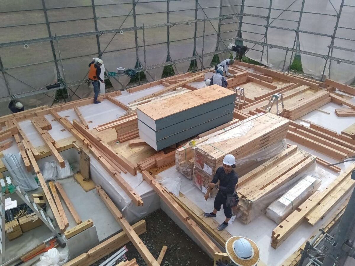 広島・岡山・山口の注文住宅はアイデザインホーム
現場リポート
上棟
