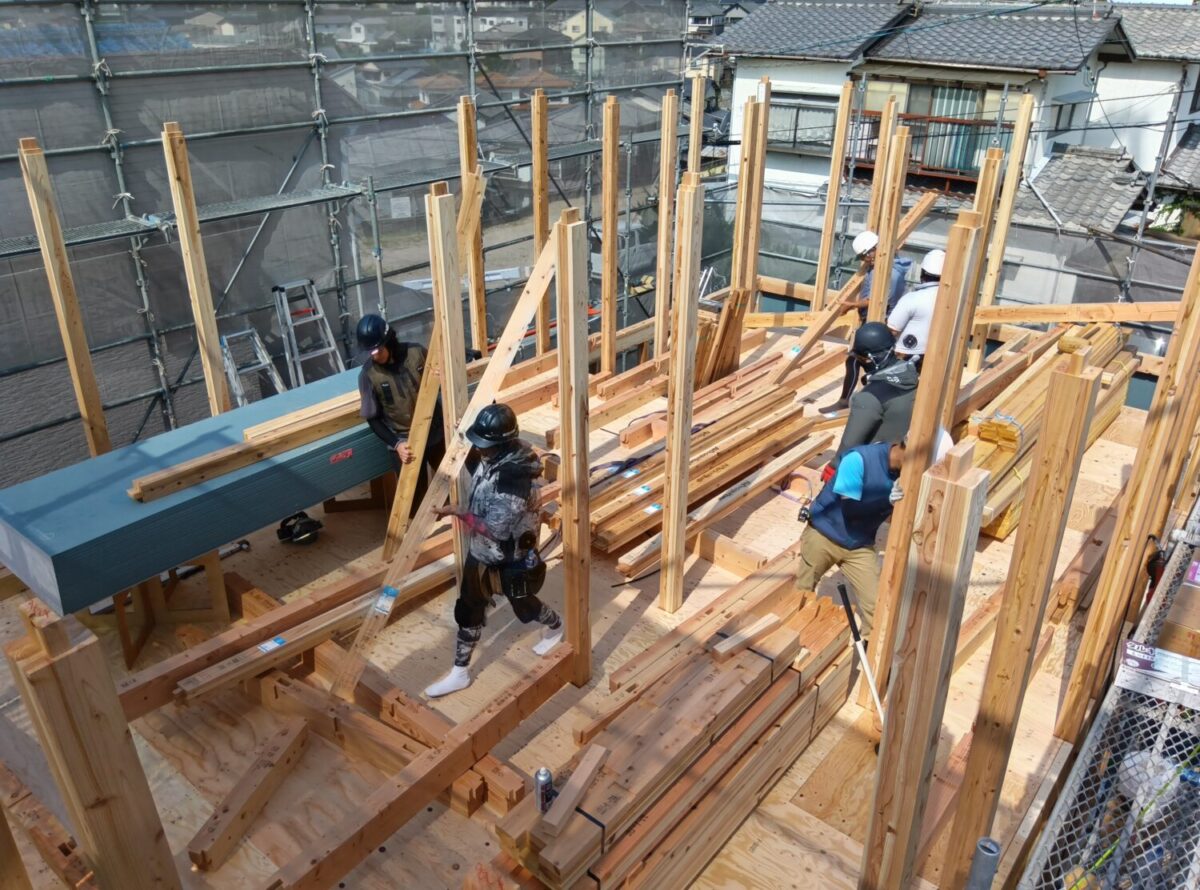 広島・岡山・山口の注文住宅はアイデザインホーム
現場リポート
上棟