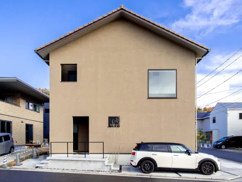 広島で注文住宅ならアイデザインホーム　ベージュ系外壁の実例