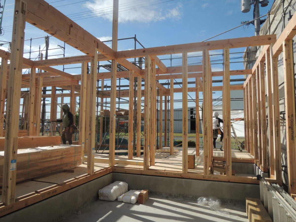 岡山の注文住宅はアイデザインホーム
現場リポート
岡山市北区　RSKバラ園展示場の上棟