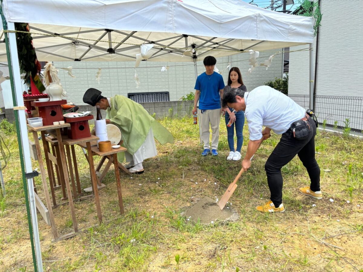 大阪・奈良の注文住宅はアイデザインホーム
現場リポート
地鎮祭