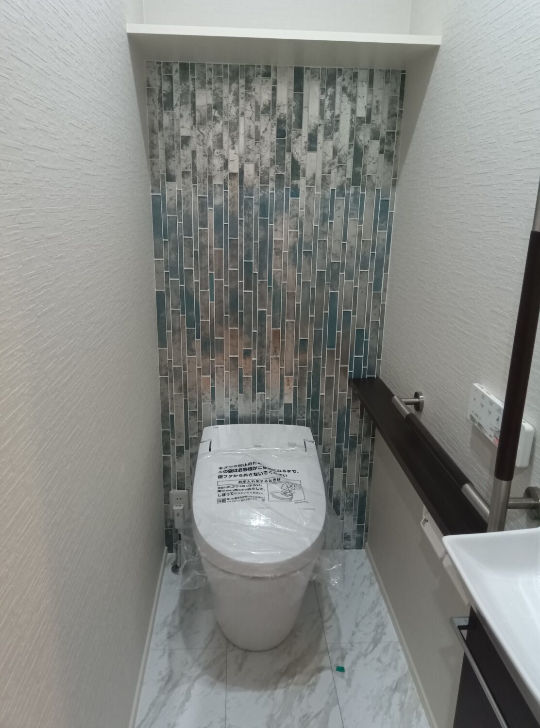 大阪の注文住宅はアイデザインホーム
大阪府貝塚市で完成したお住まいをスタッフで検査しました