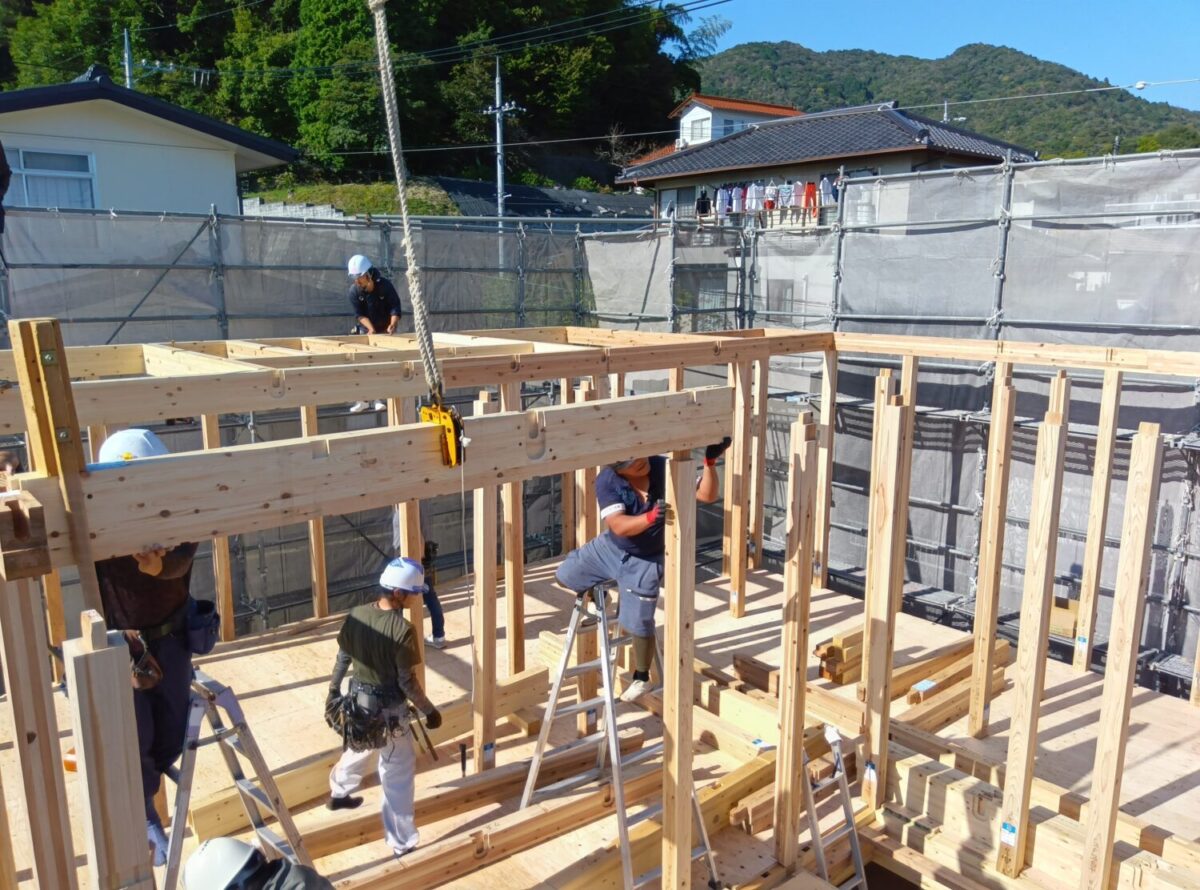 山口県の注文住宅はアイデザインホーム
山口県岩国市海土路にて上棟しました