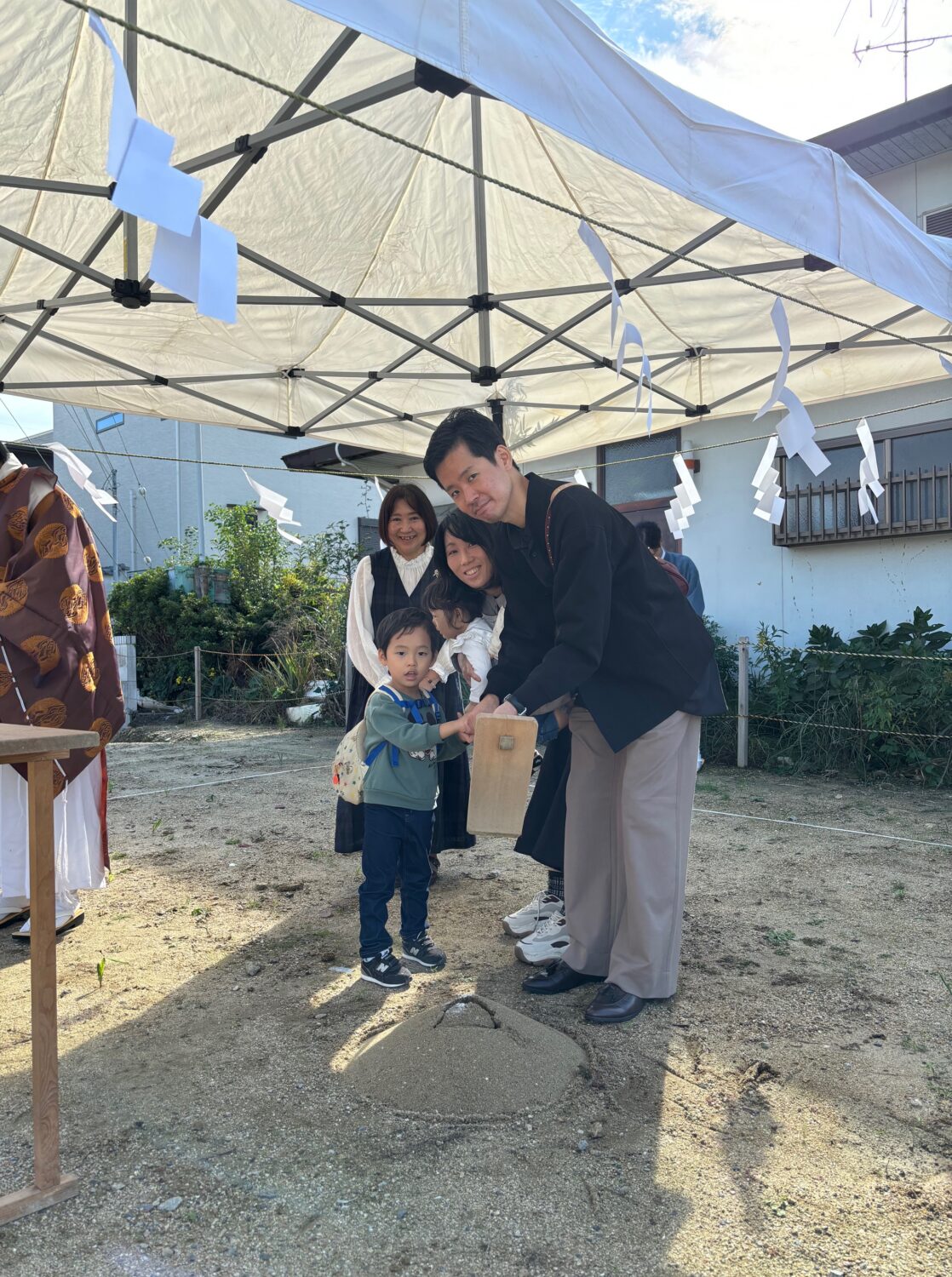 奈良と大阪の注文住宅はアイデザインホーム
奈良市朱雀にて地鎮祭を行いました