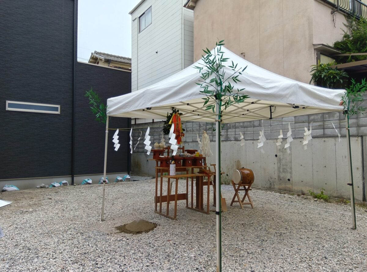 大阪の注文住宅はアイデザインホーム
大阪府東大阪市にて地鎮祭を行いました。