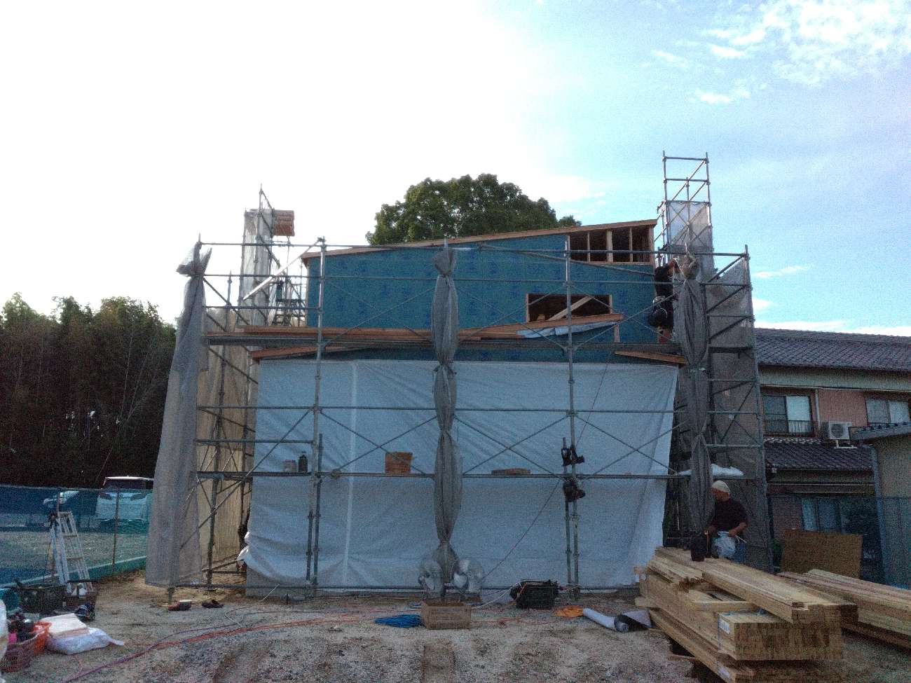 三重で注文住宅ならアイデザインホーム|上棟の現場リポート|上棟終わりの外観