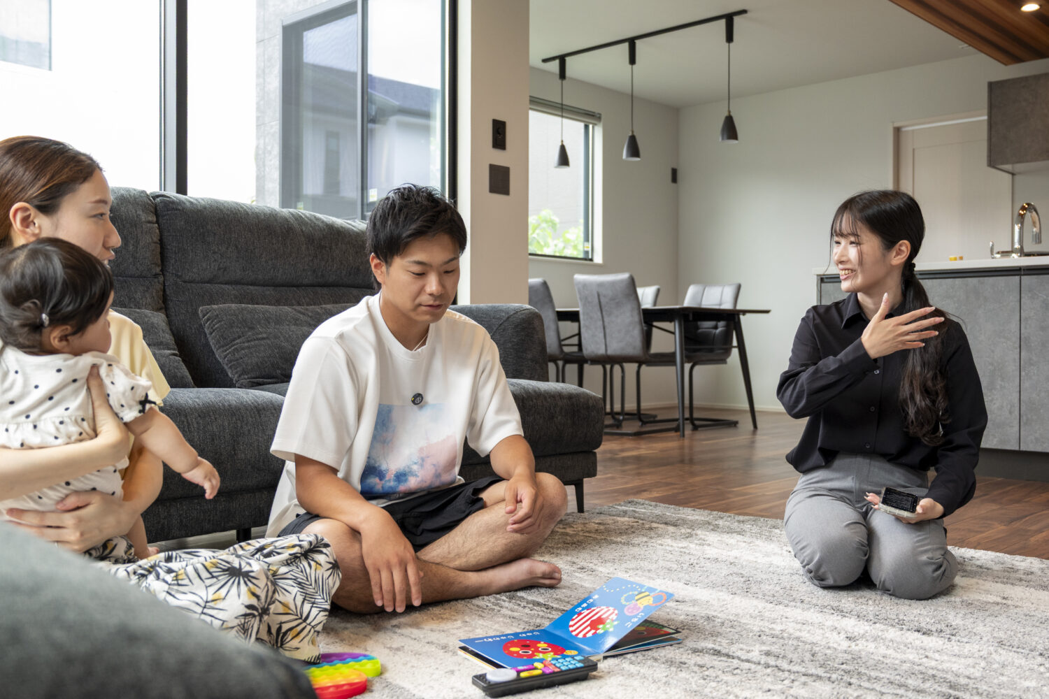 三重の注文住宅はアイデザインホーム｜ 落ち着いたトーンで整えた、のびのび子育てできる住まい ｜オーナー様にインタビューさせていただきました。