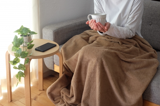 広島の注文住宅はアイデザインホーム 足元からあたたかい家づくり 床下エアコンの仕組み・ 間取りのコツを解説