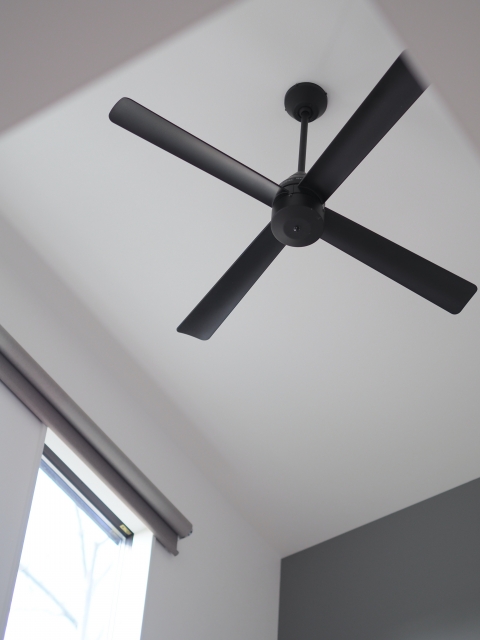 広島の注文住宅はアイデザインホーム 足元からあたたかい家づくり 床下エアコンの仕組み・ 間取りのコツを解説