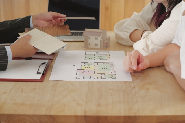 【冬前にチェック】吹抜けが寒い家を暖かくする4つのリフォーム実例|アイデザインホームのお役立ちコラム