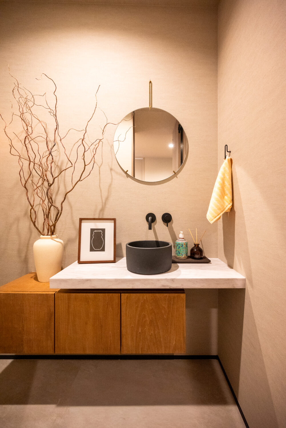 奈良の注文住宅はアイデザインホーム ｜ 奈良県桜井市で新築されたオーナー様にインタビューさせていただきました。 1階で完結する暮らしと、好きが詰まったホテルのような空間