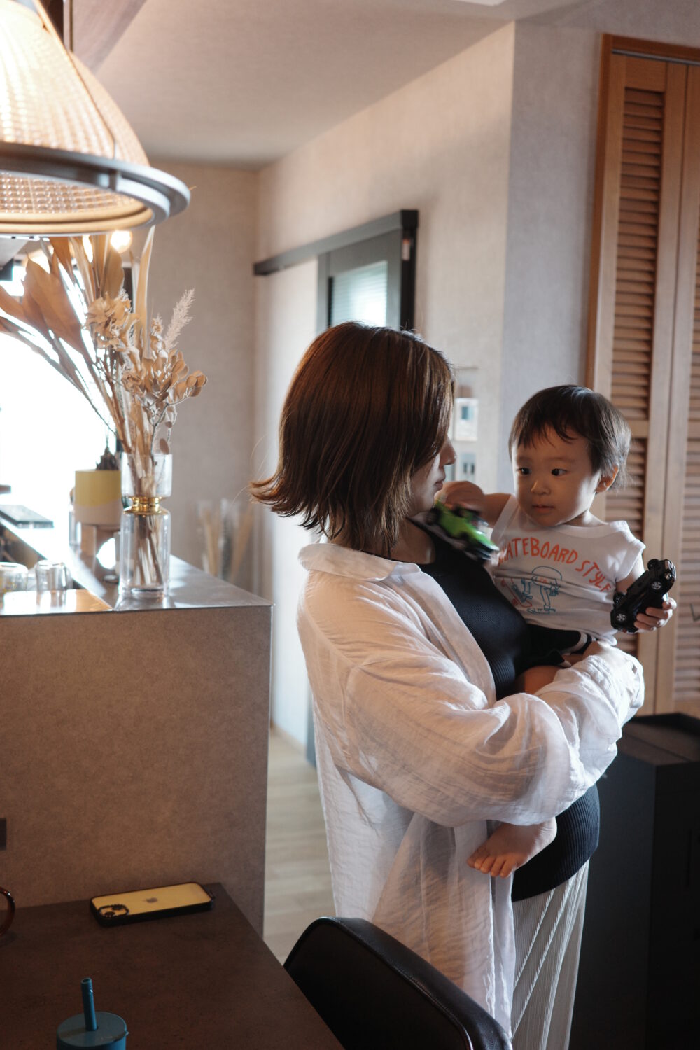 大阪の注文住宅はアイデザインホーム | 大阪府和泉市で建て替えをされたオーナー様にインタビューさせていただきました。 「家にいながら外を感じる」景色とつながる2階リビングの家