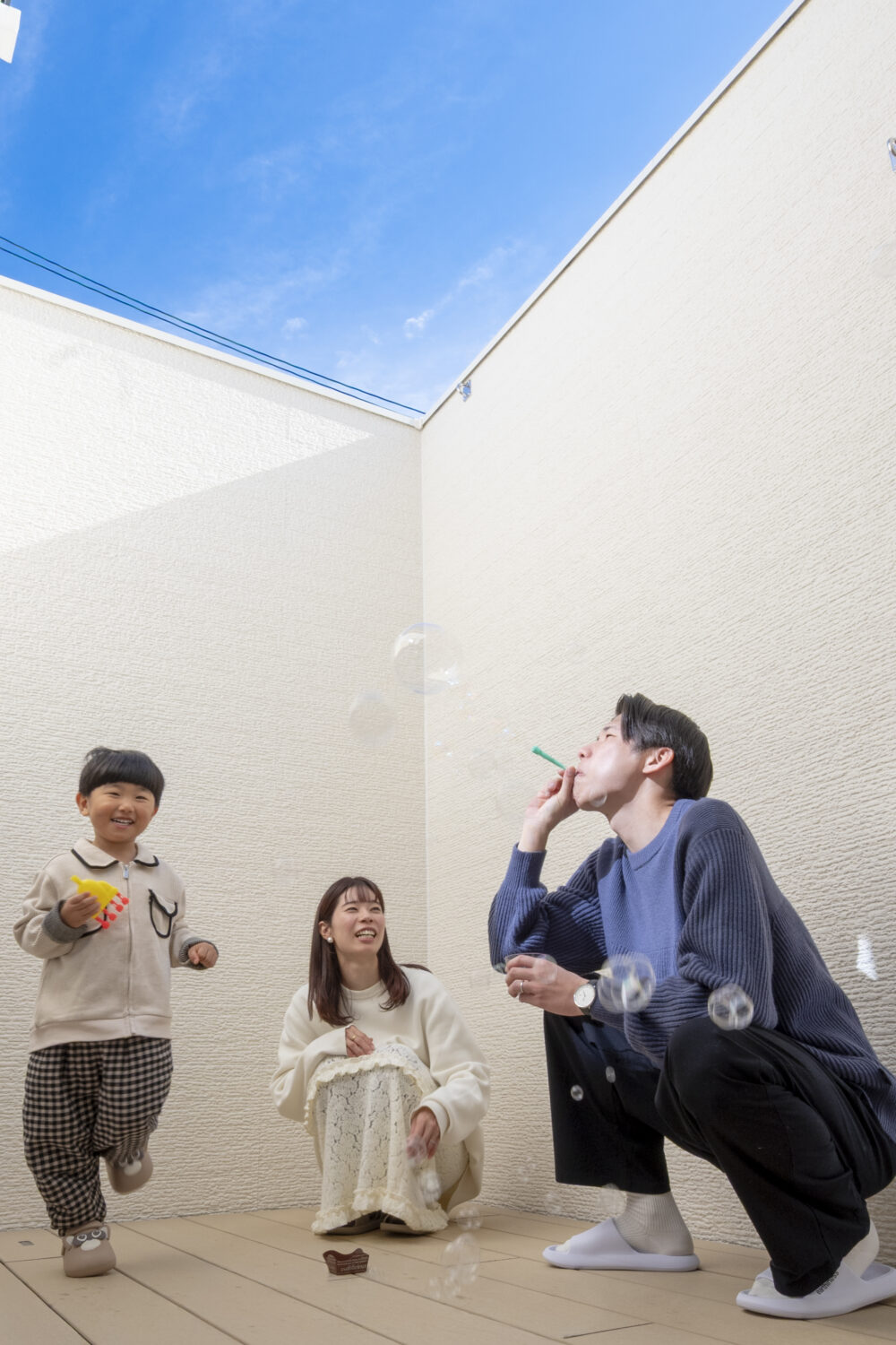 大阪の注文住宅はアイデザインホーム ｜ 大阪府東大阪市で新築されたオーナー様にインタビューさせていただきました。 子育ての日常に寄り添う動線と、夫婦で描いた理想のカタチ