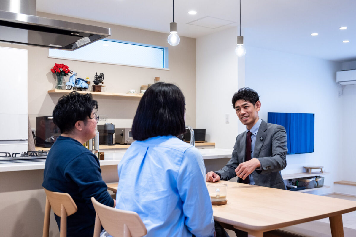 愛知県名古屋市で注文住宅を建てたI様ご夫婦のインタビューの様子|アイデザインホーム