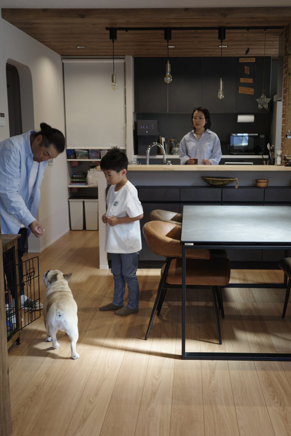 大阪府八尾市の注文住宅|O様ご家族と愛犬が過ごすLDK|アイデザインホーム